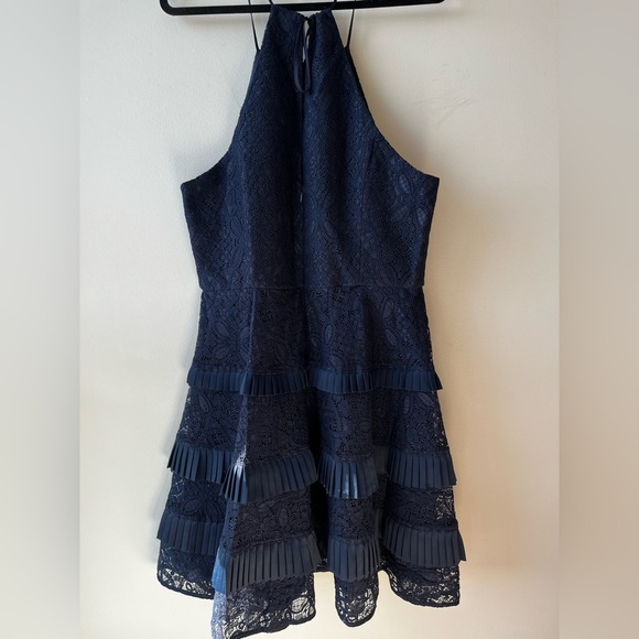 Ever New Elandra Lace Halter Dress - Picture 4 of 4